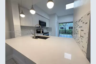 16736 Hemingway Dr #16736, Weston, FL 33326 - Photo 23
