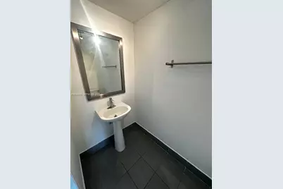 92 SW 3rd St #1107, Miami, FL 33130 - Photo 17