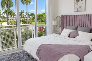 253 NE 2nd St, Miami, FL 33132 - Photo 9