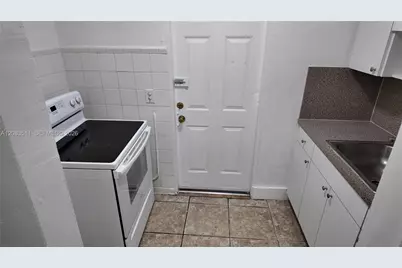 5600 NE 1st Ave #2, Miami, FL 33137 - Photo 7