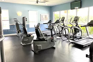 11631 SW 2nd St, Pembroke Pines, FL 33025 - Photo 27