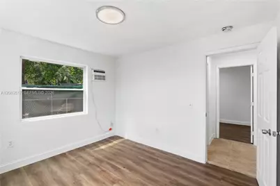 16860 NE 3rd Ct, North Miami Beach, FL 33162 - Photo 21
