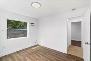 16860 NE 3rd Ct, North Miami Beach, FL 33162 - Photo 21