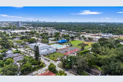 16860 NE 3rd Ct, North Miami Beach, FL 33162 - Photo 39