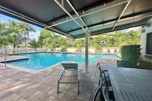 412 Cameron Dr, Weston, FL 33326 - Photo 21
