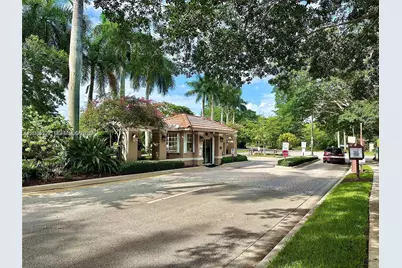 412 Cameron Dr, Weston, FL 33326 - Photo 19