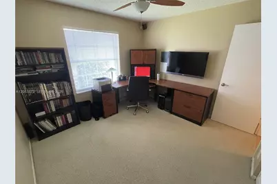 412 Cameron Dr, Weston, FL 33326 - Photo 11