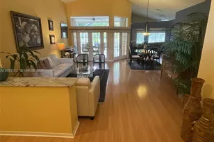 412 Cameron Dr, Weston, FL 33326 - Photo 3