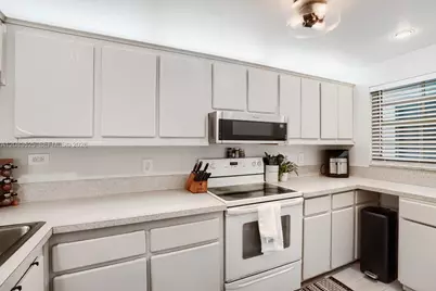 9311 Orange Grove Dr #316, Davie, FL 33324 - Photo 13