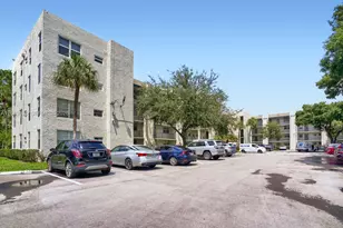 9311 Orange Grove Dr, Davie, FL 33324 - Photo 27