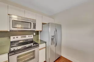 2555 Collins Ave, Miami Beach, FL 33140 - Photo 23