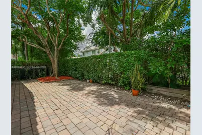1509 Canary Island Dr, Weston, FL 33327 - Photo 23