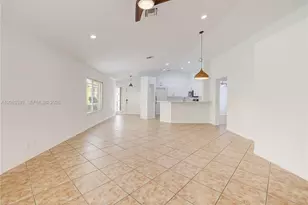 1509 Canary Island Dr, Weston, FL 33327 - Photo 11