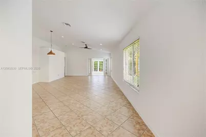 1509 Canary Island Dr, Weston, FL 33327 - Photo 7