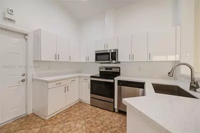 1509 Canary Island Dr, Weston, FL 33327 - Photo 9
