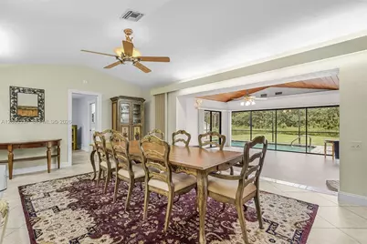621 Roosevelt Ave, Lehigh Acres, FL 33936 - Photo 5