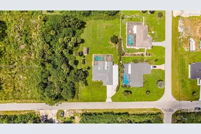 621 Roosevelt Ave, Lehigh Acres, FL 33936 - Photo 23
