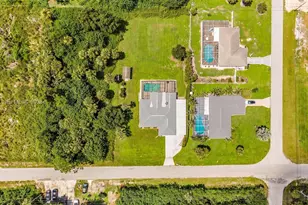 621 Roosevelt Ave, Lehigh Acres, FL 33936 - Photo 23