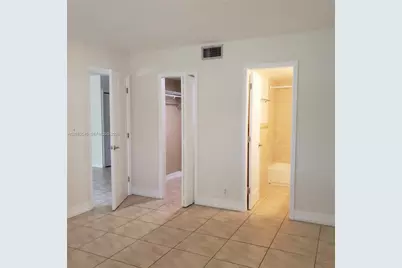 1300 Moffett St #110, Hallandale Beach, FL 33009 - Photo 7