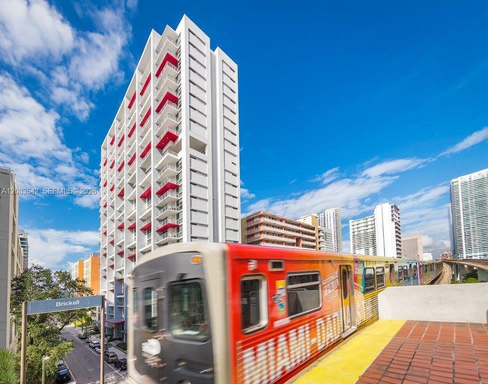 117 SW 10th St #2005 - 117 SW 10th St #2005, Miami, FL 33130 Luxury Property | Jose Angel Pina