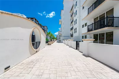 4100 Salzedo St #919, Coral Gables, FL 33146 - Photo 35