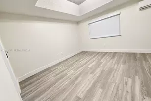 2207 SE 23rd Ave, Homestead, FL 33035 - Photo 9