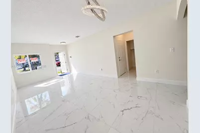 2207 SE 23rd Ave #2207, Homestead, FL 33035 - Photo 3