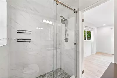 807 SE 9th Ter, Deerfield Beach, FL 33441 - Photo 17