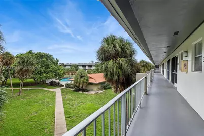 250 Layne Blvd #304, Hallandale Beach, FL 33009 - Photo 3