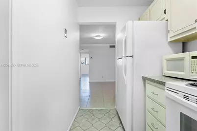 250 Layne Blvd #304, Hallandale Beach, FL 33009 - Photo 13