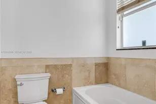 720 NE 17th Terrace, Fort Lauderdale, FL 33304 - Photo 21