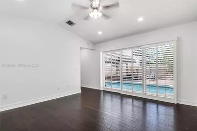720 NE 17th Ter, Fort Lauderdale, FL 33304 - Photo 17