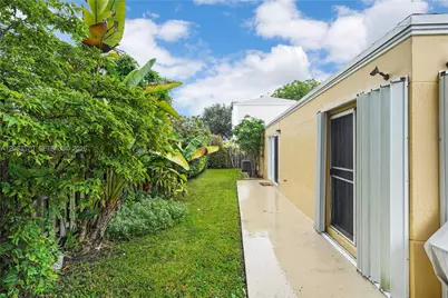 9834 SW 222nd St, Cutler Bay, FL 33190 - Photo 33