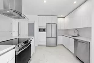 3909 Garden Ave, Miami Beach, FL 33140 - Photo 7