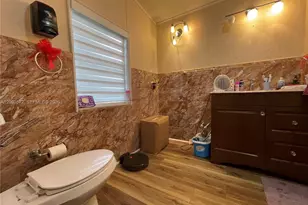 19800 SW 180th Ave, Miami, FL 33187 - Photo 9