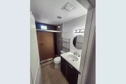 621 11th St #201, Miami Beach, FL 33139 - Photo 5