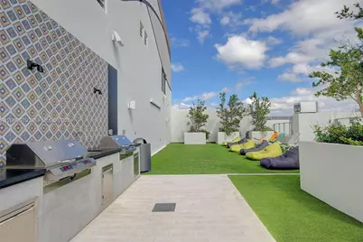 1010 Brickell Ave #1710, Miami, FL 33131 - Photo 25