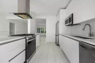 3909 Garden Ave, Miami Beach, FL 33140 - Photo 13