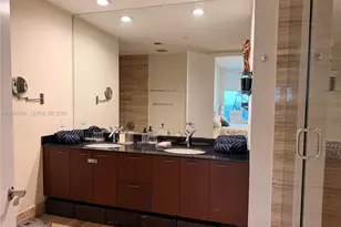 15811 Collins Ave, Sunny Isles Beach, FL 33160 - Photo 29
