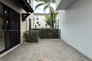 8253 NW 47th Ln, Doral, FL 33166 - Photo 33