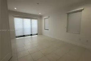 8253 NW 47th Ln, Doral, FL 33166 - Photo 11