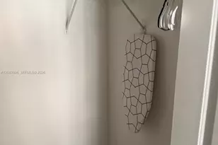 1200 Brickell Bay Dr, Miami, FL 33131 - Photo 11