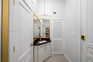 238 E San Marino Dr, Miami Beach, FL 33139 - Photo 33