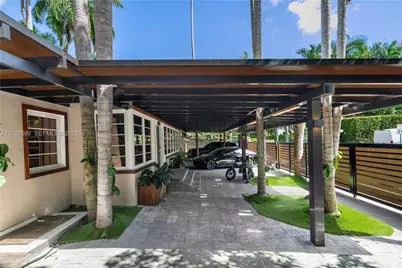 238 E San Marino Dr, Miami Beach, FL 33139 - Photo 13
