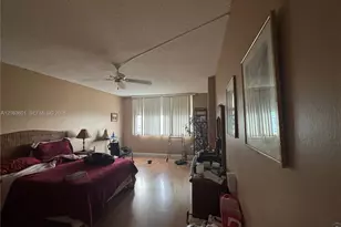 3800 Hillcrest Dr, Hollywood, FL 33021 - Photo 11