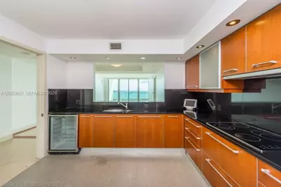 1331 Brickell Bay Dr #3505, Miami, FL 33131 - Photo 9