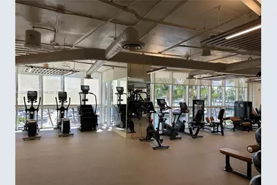 400 Alton Rd #901, Miami Beach, FL 33139 - Photo 19