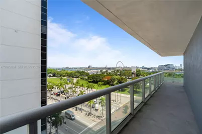 50 Biscayne Blvd #902, Miami, FL 33132 - Photo 9