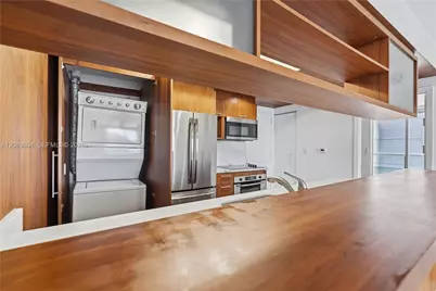 50 Biscayne Blvd #902, Miami, FL 33132 - Photo 21