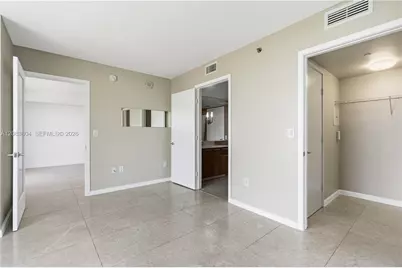 50 Biscayne Blvd #902, Miami, FL 33132 - Photo 27